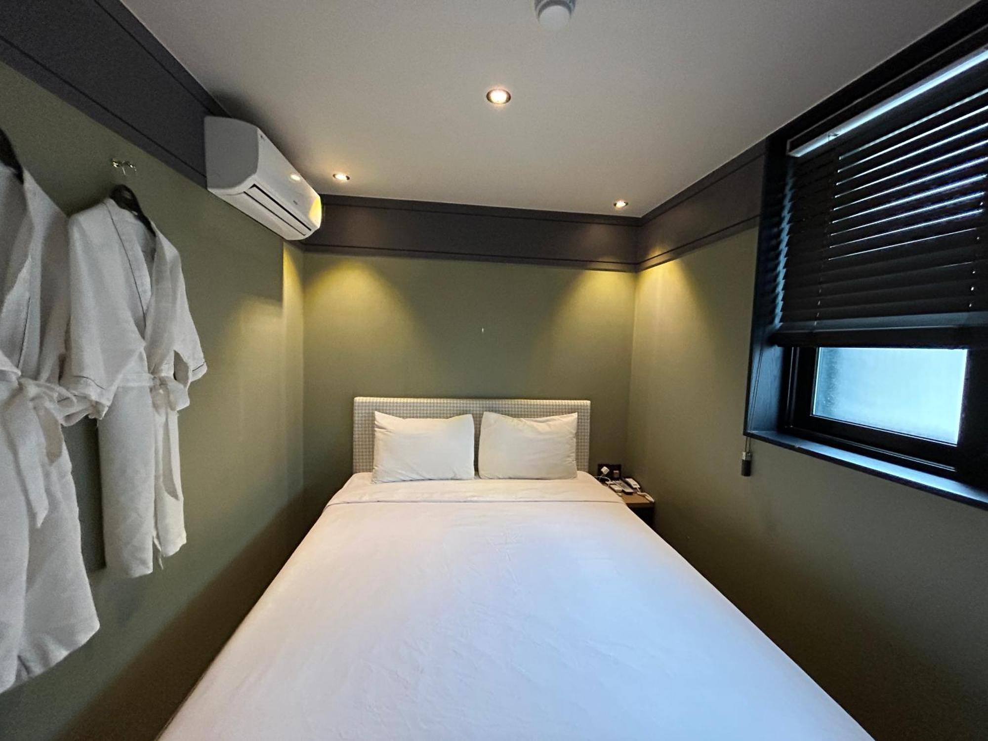 Deluxe Motel Geoje Exterior foto