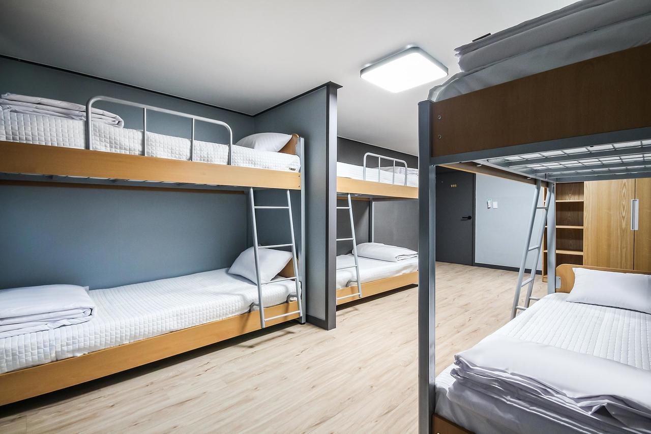 Deluxe Motel Geoje Exterior foto